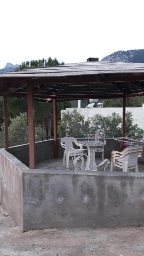 Krinides Suites Nerotriviá Buitenkant foto